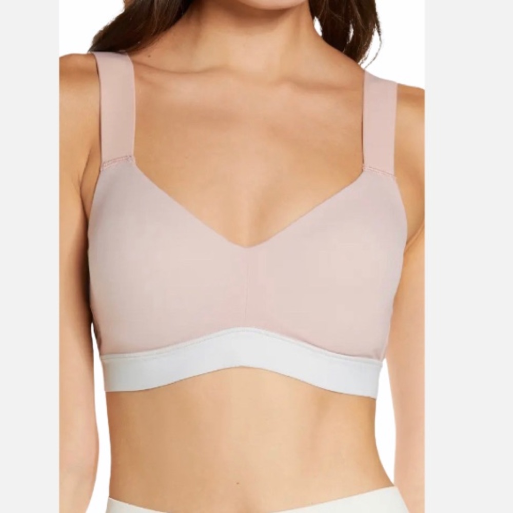 Natori Dynamic Sports bra